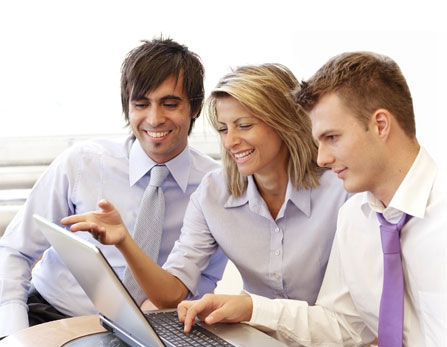 people_behind_computer