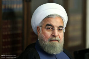 دولت از هماکنون دست دوستی خود را به سمت مجلس جدید دراز میکند